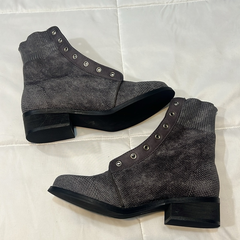 Coconuts by Matisse Boots